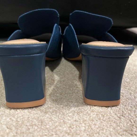 NewBella MOUSSE FIT Pointed Toe Women Heeled Mules in Blue Color - 8.5 - Picture 4 of 12